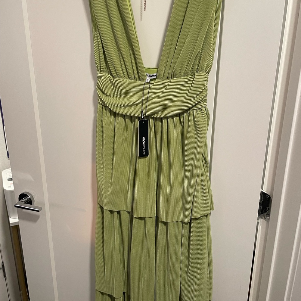 Fashion Nova Light Green Pleated Maxi Dress